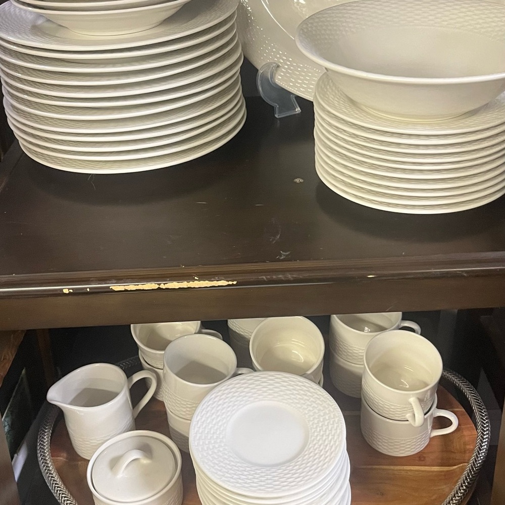 Dinnerware by capri - Picture 9 of 9